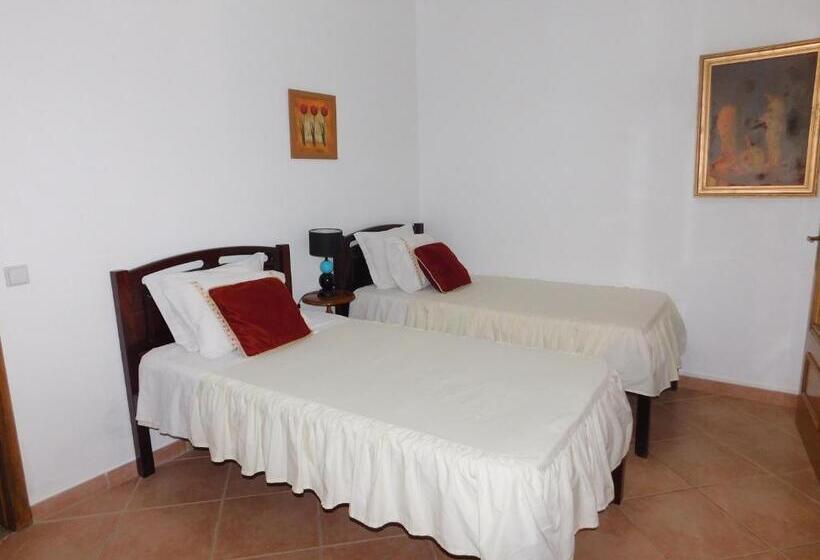 חדר סטנדרט, Dinas Guesthouse