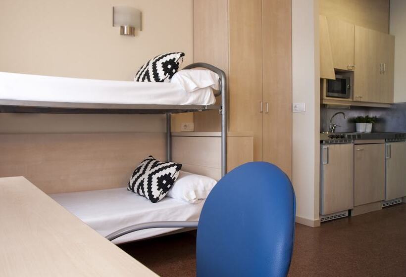 スタンダード４人部屋, Residencia Universitaria Blas De Otero