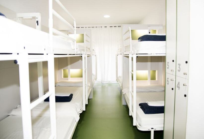 Кровать в Общей Комнате, Sant Jordi Hostels Sagrada Familia
