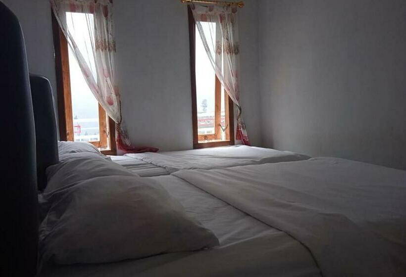 标准间, Yeski Homestay At Desa Wisata Bromo Mitra Reddoorz