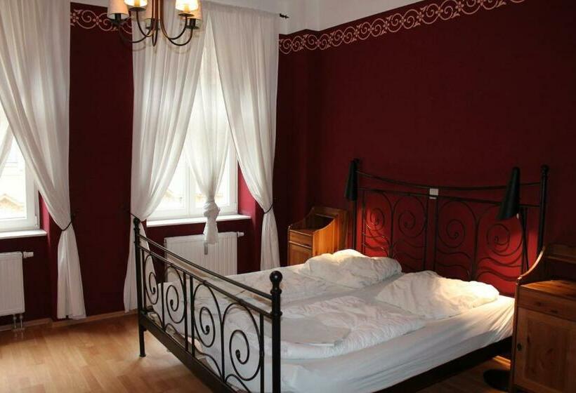 Номер Стандарт Совместная Ванная, Hostel Louise 20