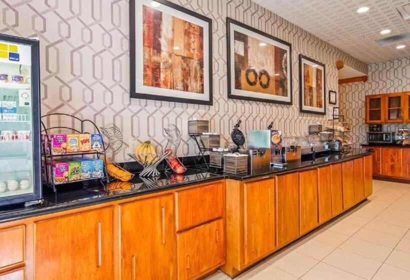 Студио Стандарт Кровать Кинг, Best Western Plus Rose City Conference Center Inn