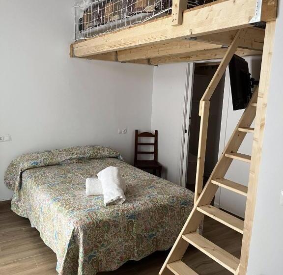 スタンダード４人部屋, Apartamentos El Alcazar De Jerez
