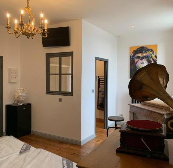 Номер Deluxe с Балконом, Chambre Balcon