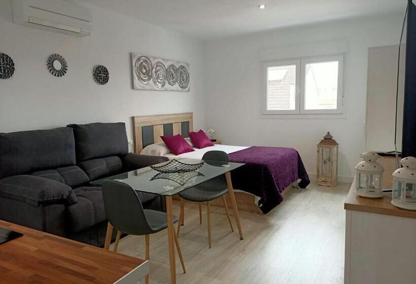 Студия Стандарт, Apartamentos Nayda Studio 1