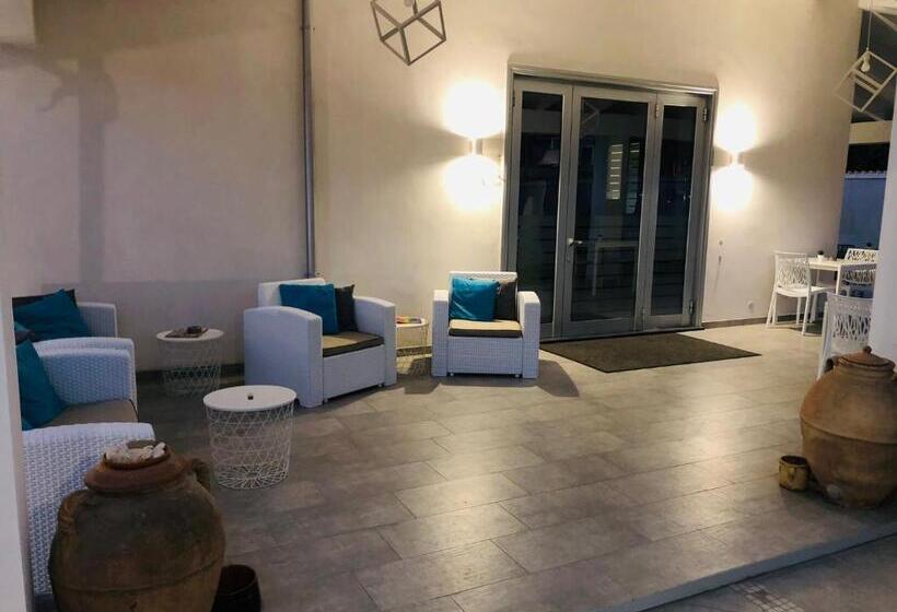 Четырехместный Номер Классик, Invilla Bed&breakfast   Quality Rooms