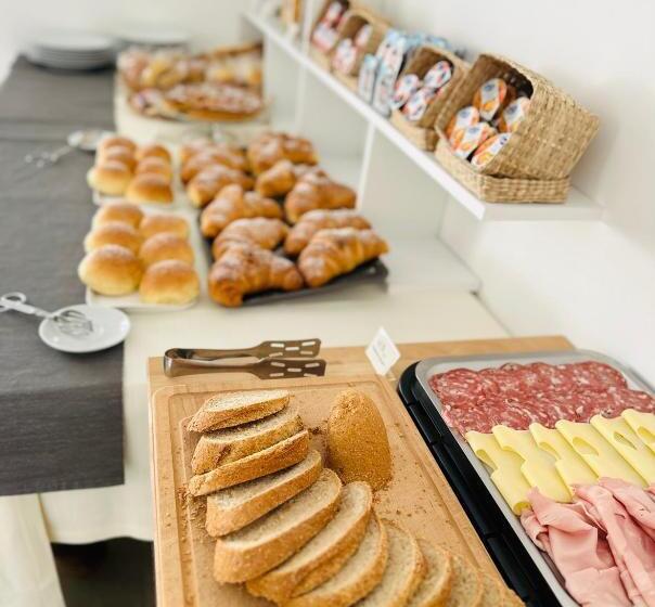 Трехместный Номер Deluxe, Invilla Bed&breakfast   Quality Rooms