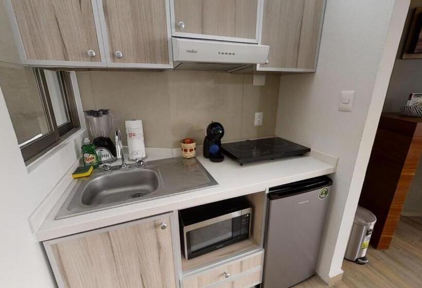 Suite, Tokio Suites