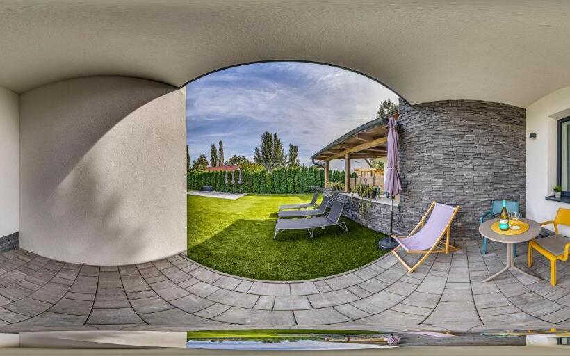 Номер Стандарт Вид на Бассейн, Villa7