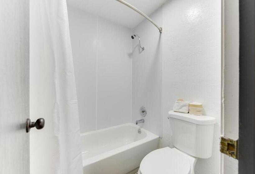 Семейный Номер, Dolores Mountain Inn