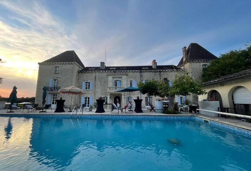 Вилла с 1 спальней и бассейном, Bordeaux Château Lafleur