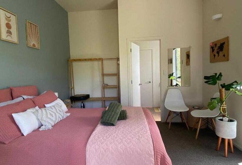 اتاق استاندارد, The Willow Guest Suite
