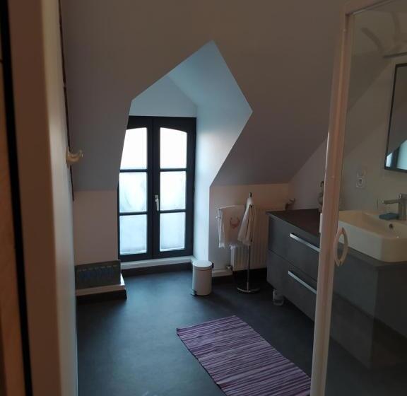 Номер Стандарт, Ker Anahid   L Atelier