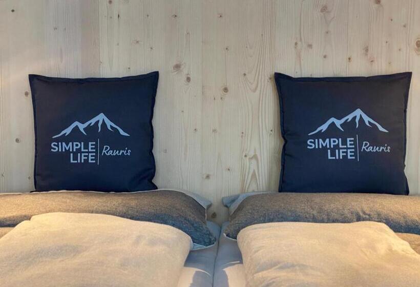 Апартаменты 1 Спальня с Балконом, Simple Life Apartments