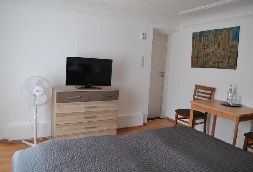 Номер Стандарт, Pension Klitzeklein