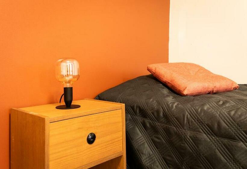 Трехместный Номер Стандарт Совместная Ванная, Kulkuri Hostellit Hämeenlinna