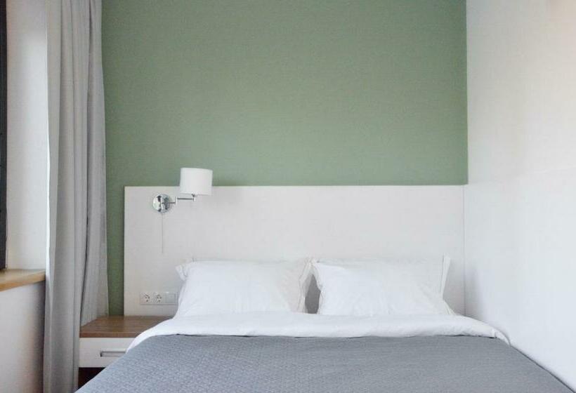 اتاق اکونومی, Tip Tap Guest House