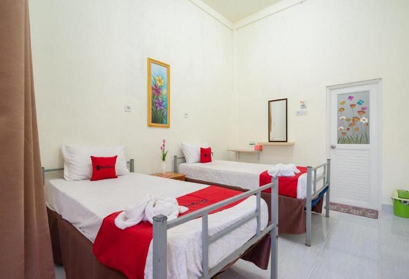 اتاق استاندارد, Vaccinated Staff  Oyo 90506 Bunga Sonsang Homestay Syariah
