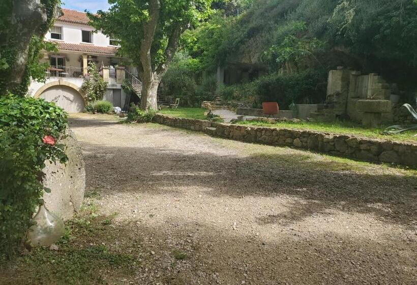 اتاق استاندارد با چشم‌انداز باغ, Moulin De Bonfilhon