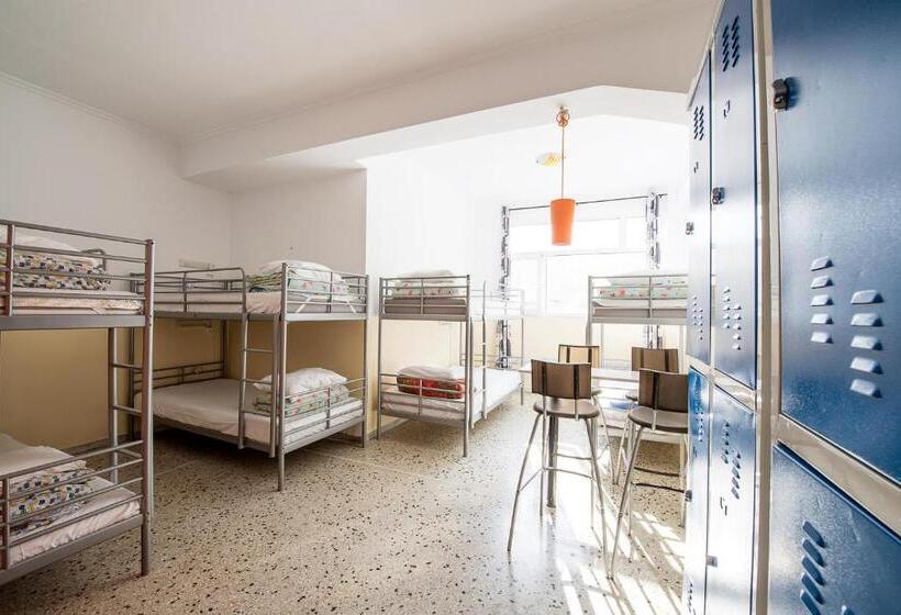 공동 객실, Safestay Athens Monastiraki