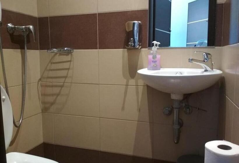 Номер Economy, Pella Inn Hostel
