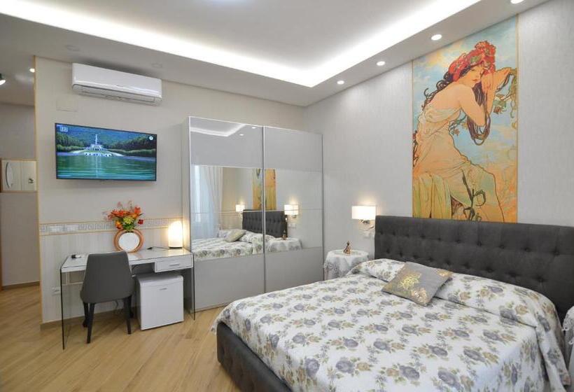 اتاق سوپریور سه تخته, Caserta Deluxe Bis