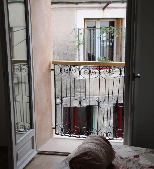 Номер Стандарт Вид на Город, Hostel Le Diablotin