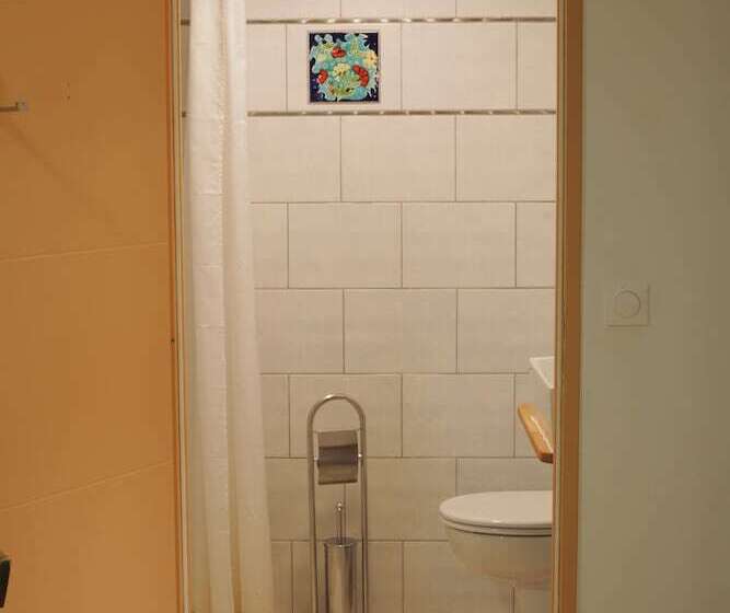 Номер Стандарт, Hostel Le Diablotin