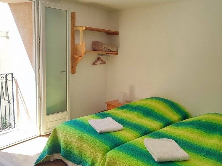 Номер Стандарт, Hostel Le Diablotin