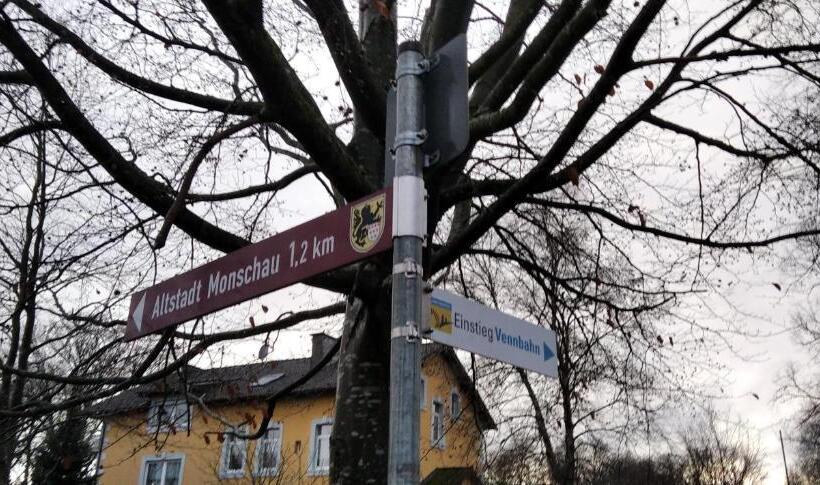 Номер Стандарт, Jeje Und Anna S Eifel Haus