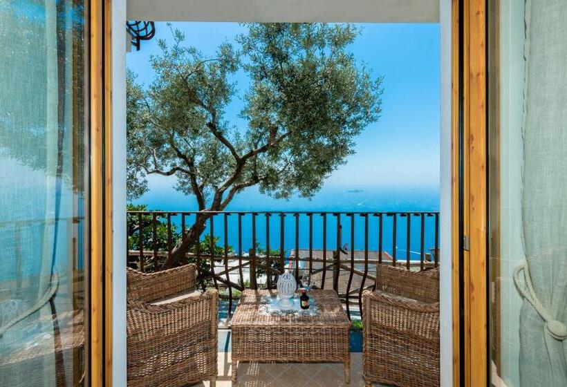 اتاق استاندارد با بالکن و چشم‌انداز دریا, La Borragine Rooms