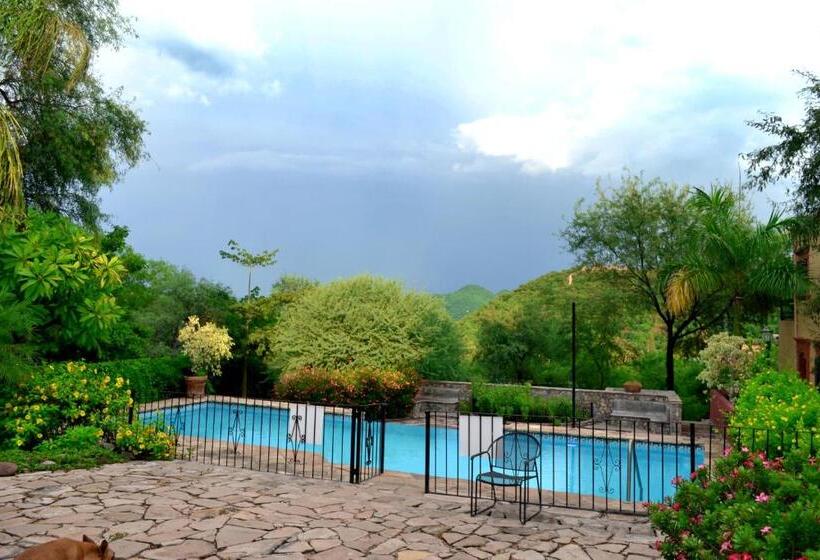 スイート（家族用）, Loma De Guadalupe Alamos Sonora
