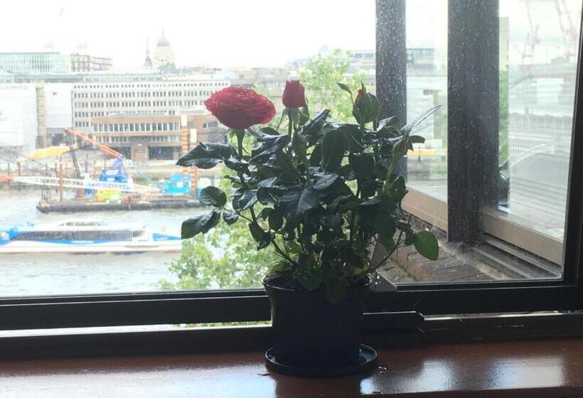 חדר דלוקס, Room In Central London Overview Thames