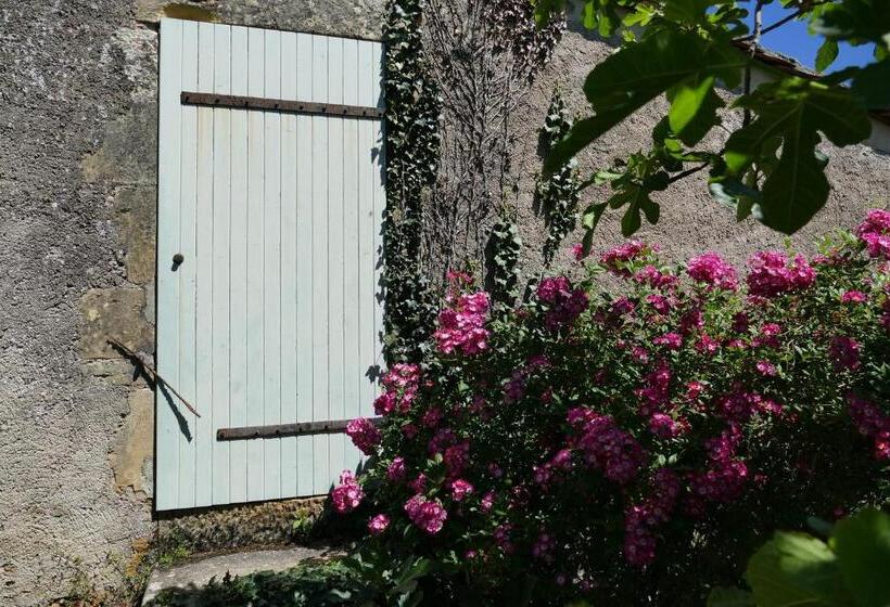 Номер Стандарт Вид на Сад, Chambres D Hôtes De La Grande Combe