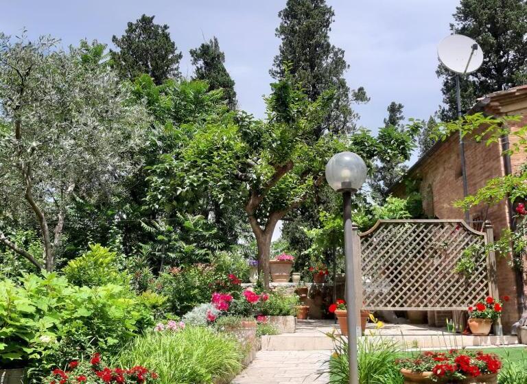 Номер Стандарт Вид на Сад, Il Giardino Del Borgo