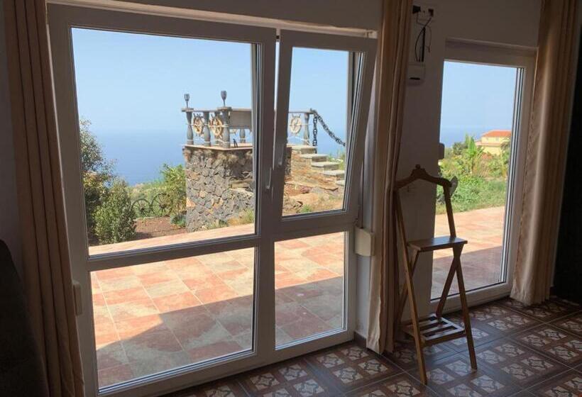 Шале 1 Спальня, Hrlos Piratas   Ferien Haus La Palma   Good Wlan !!