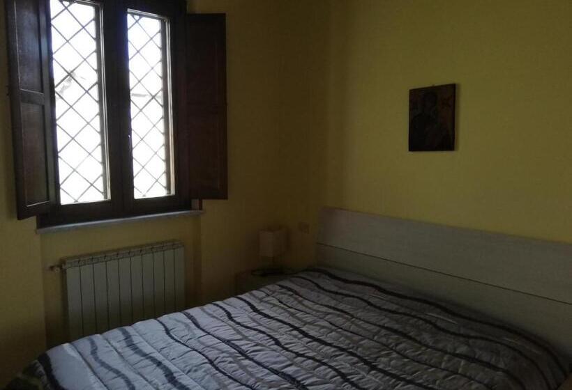 Апартаменты 1 Спальня Вид на Сад, Agriturismo Podere Bianca Maria