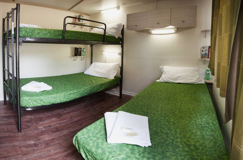 بانگلوی استاندارد, Hu Roma Camping In Town