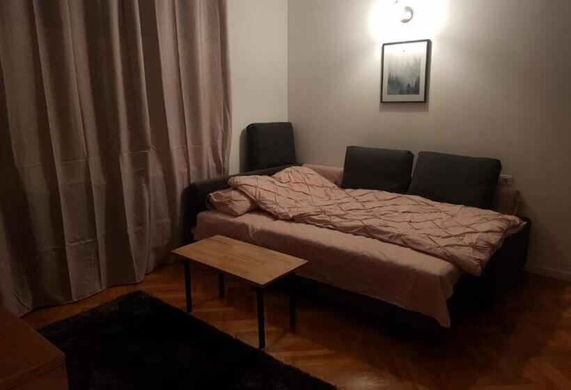 标准间, Casa Raia