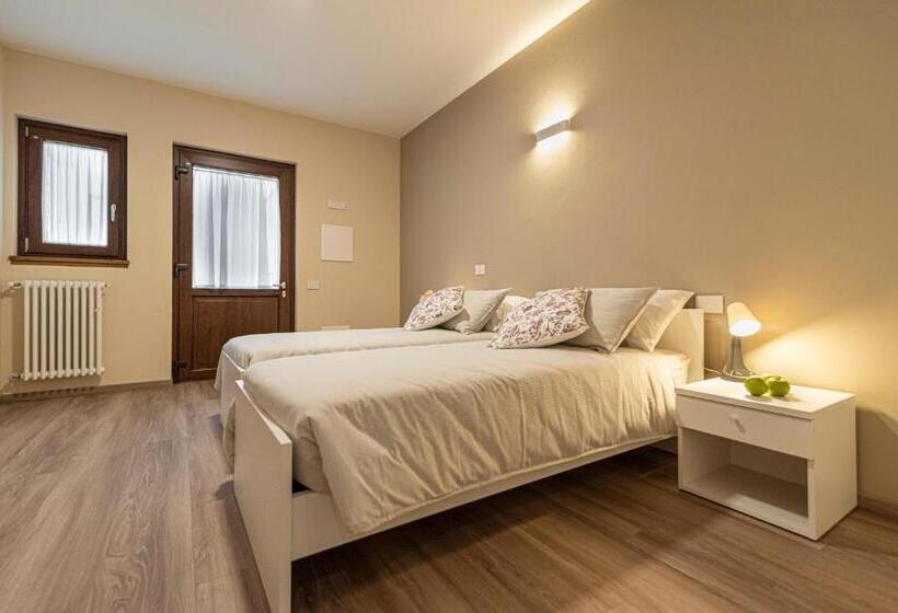 Номер Стандарт Адаптированный для Инвалидов, B&b Ul Calus
