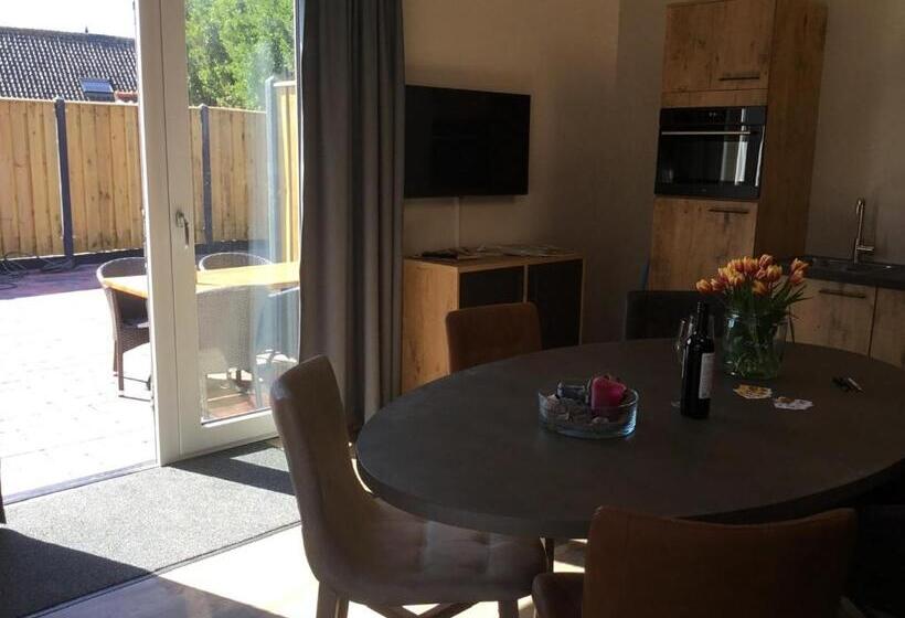 Студия Стандарт, Slaperij Salud! Studios & Appartementen