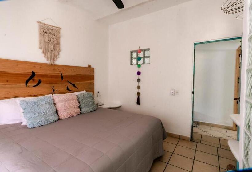 اتاق لوکس, Habitaciones Samy