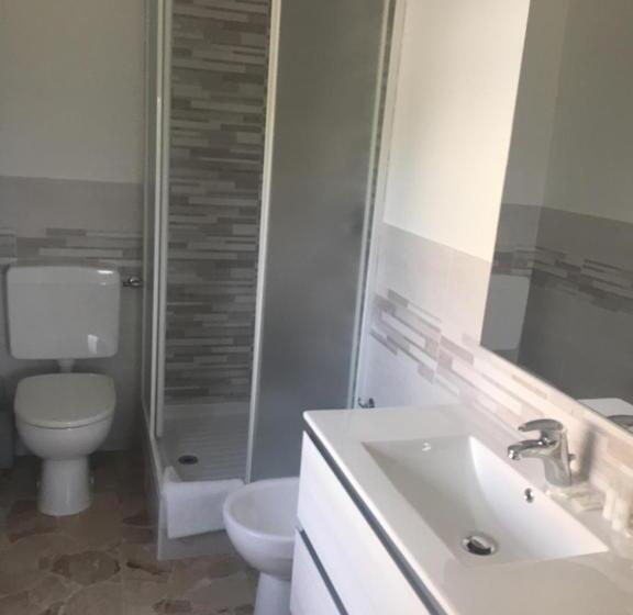 Номер Стандарт, B & B Pratopiano