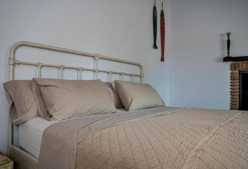 Номер Стандарт Вид на Бассейн, Finca Las Hierbas B&b