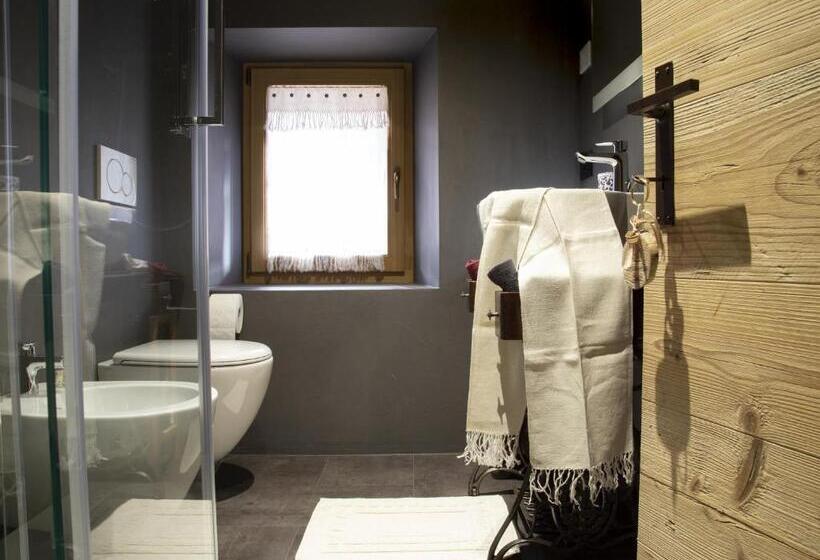 جناح جونيور مزوَّد بتراس, B&b Cedavécia