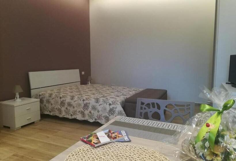 Студия Стандарт, Casa Melograno