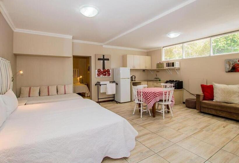 Семейный Номер, Ladera   Vista Self Catering Guesthouse