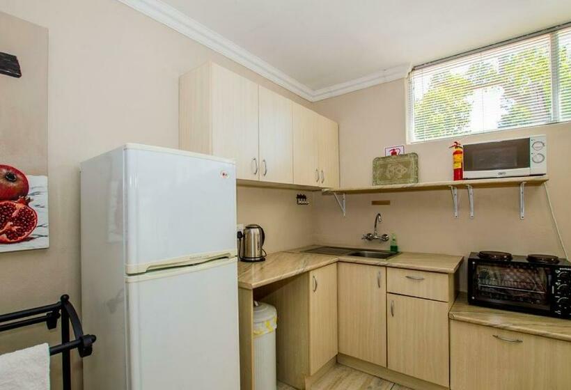 Семейный Номер, Ladera   Vista Self Catering Guesthouse