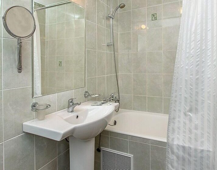 Номер Superior, Azimut Hotel Yaroslavl