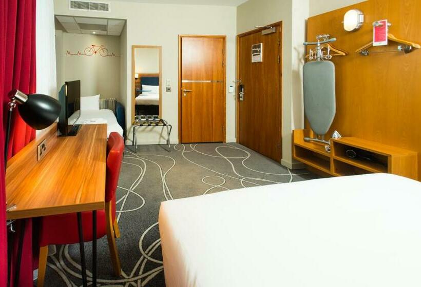 Семейный Номер, Ibis Styles Birmingham Nec & Airport